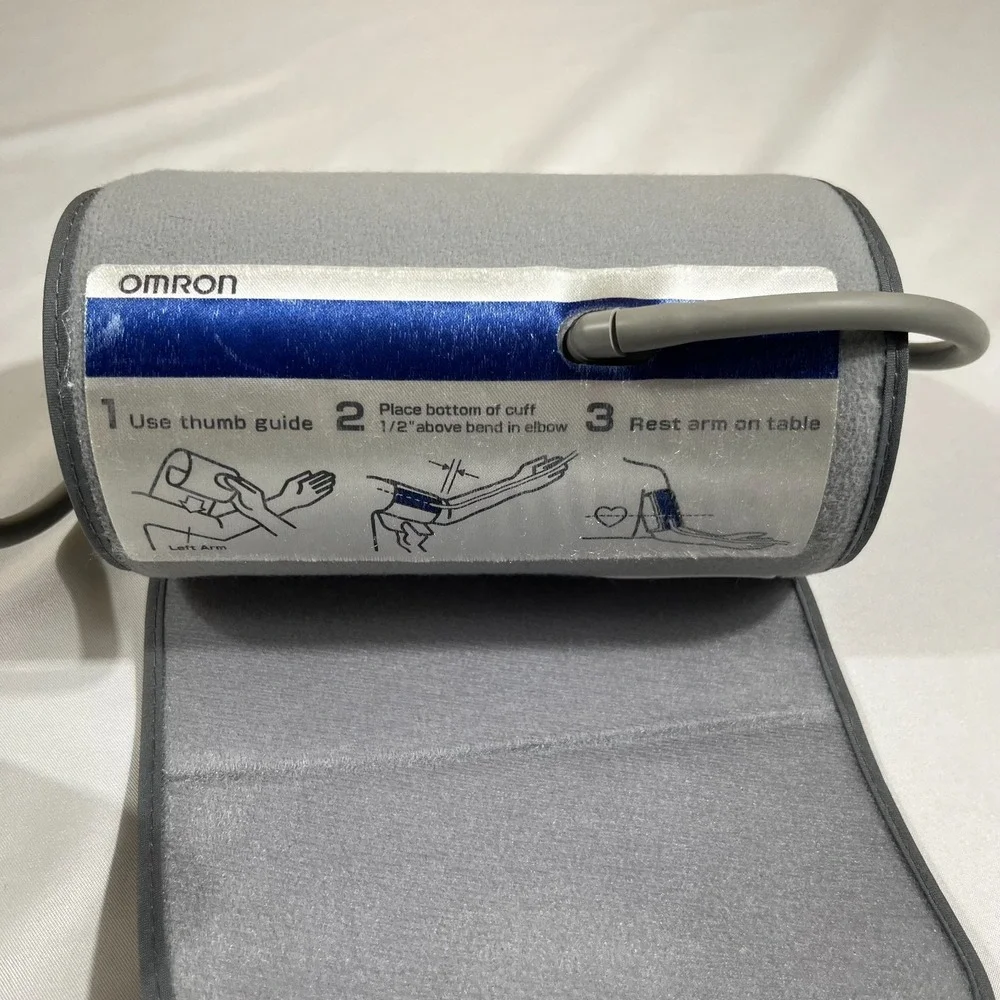 Omron 10 Series Blood Pressure Monitor Model BP785 IntelliSense ComFit Cuff Case